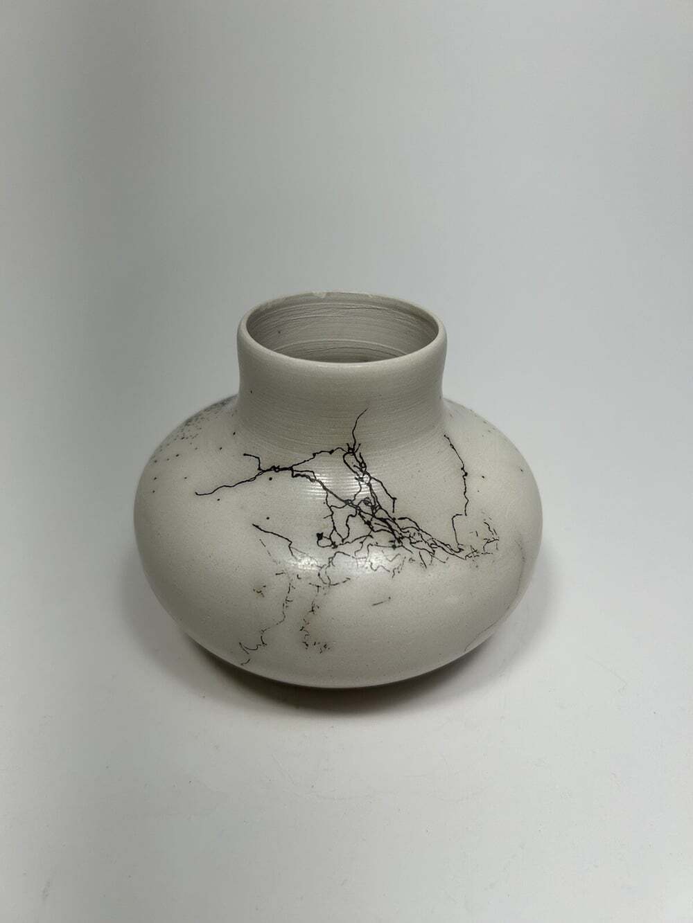 Vtg Michael Morrier Signed Raku Pottery 1988 Vase With Burnished Horse Hair C3